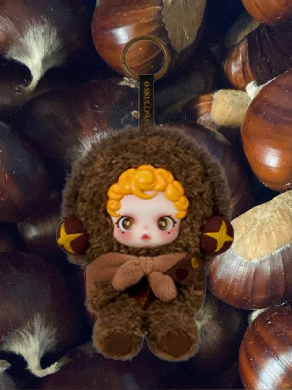 NWOT PopMart Skullpanda You Found Me Series Sneaky Chestnut Mini Doll Pendant